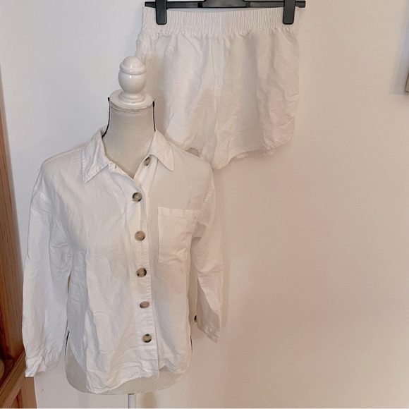 Blank nyc linen blend shorts cover up set - Picture 2 of 9